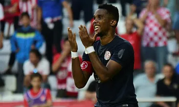 Samuel Eto’o Antalyaspor’dan ayrılıyor