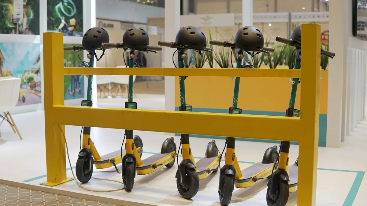 Bakan Uraloğlu’ndan e-skuter açıklaması: Yüzde 30 yerlilik zorunluluğu geliyor Bakan Uraloğlu’ndan e-skuter açıklaması: Yüzde 30 yerlilik zorunluluğu geliyor