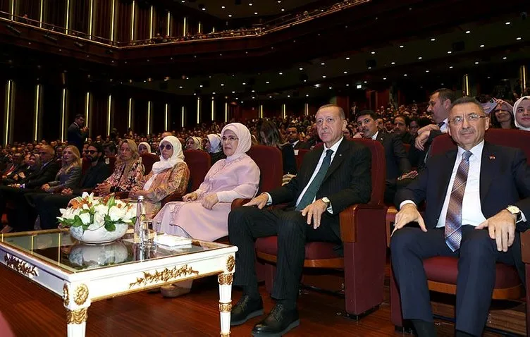 Yusuf İslam Beştepe’de konser verdi! Başkan Erdoğan’a sürpriz hediye
