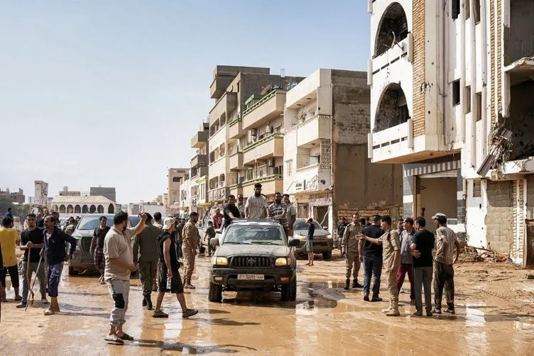 Libya’daki felaketin en korkunç görüntüleri! Sel böyle geldi: Cesetler Akdeniz'e sürükleniyor!