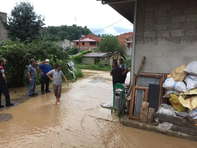 Son dakika: Giresun'da sel felaketi! Önüne kattığı her şeyi götürdü...