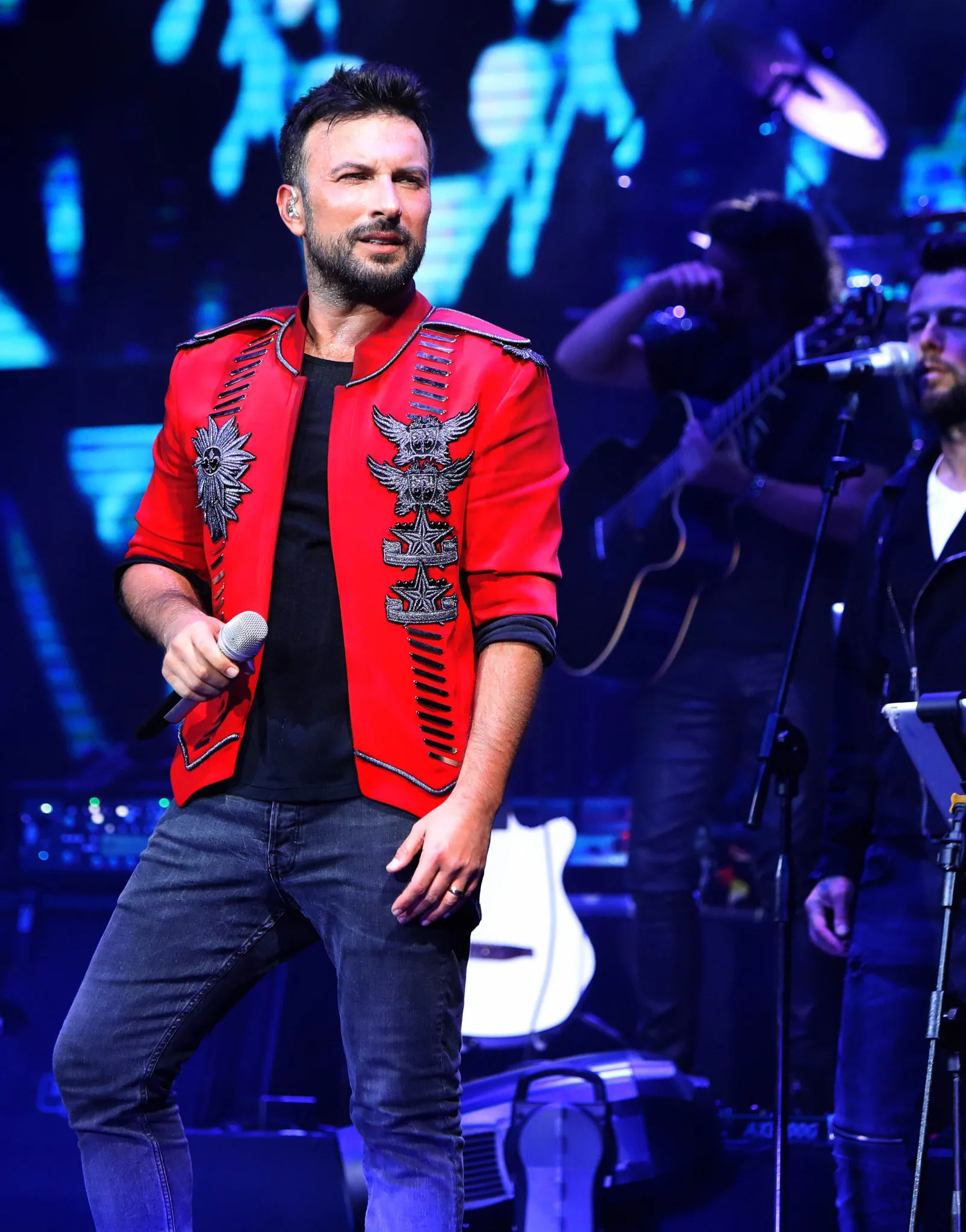 Таркан 2022. Певец таркан как выглядит сейчас. Таркан 2022. Певец таркан 2021. Таркан сейчас 2022.