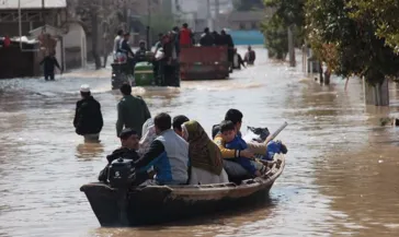 İran’ı sel vurdu: 5 ölü