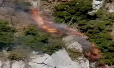 Bartın'da orman işçileri, alevlerden son anda kurtuldu #bartin