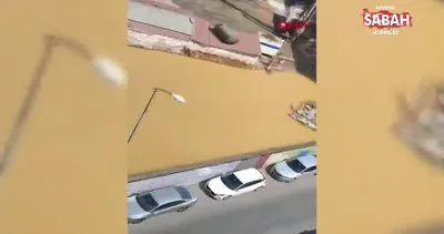 Ataşehir’de temel kazısında su borusu patladı, inşaat alanı göle döndü | Video