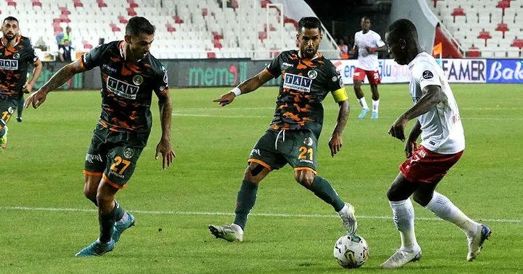 Sivasspor, 90+1’de yediği golle Alanyaspor karşısında beraberliğe razı oldu