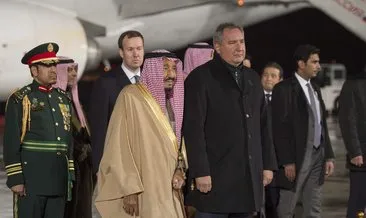Tarihte bir ilk! Suudi kralı ilk kez...