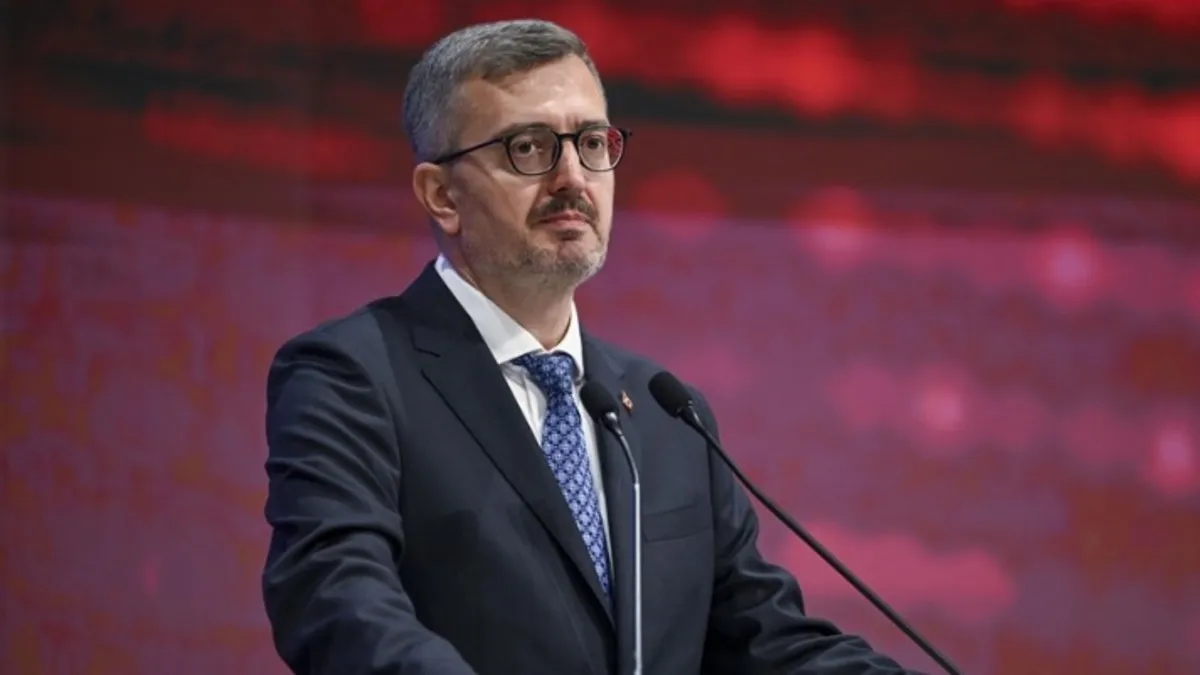 İletişim Başkanı Burhanettin Duran’dan gazeteci Murat Keklikçi için taziye mesajı İletişim Başkanı Burhanettin Duran’dan gazeteci Murat Keklikçi için taziye mesajı