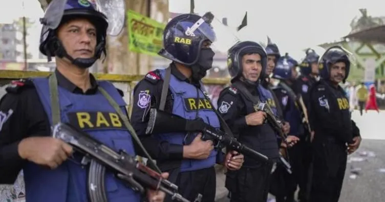 Bangladeş’te çok sayıda patlama: Toplu taşıma ve dini kurumlar hedef alındı