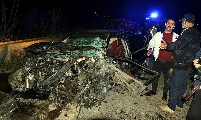 Taziye yolunda feci kaza: 6 ölü