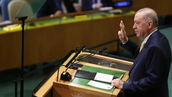 son-dakika-kabine-baskan-erdogan-liderliginde-kritik-gundemle-toplaniyor-masada-terorsuz-turkiye-ve-fon-magdur-1790498088310.jpg