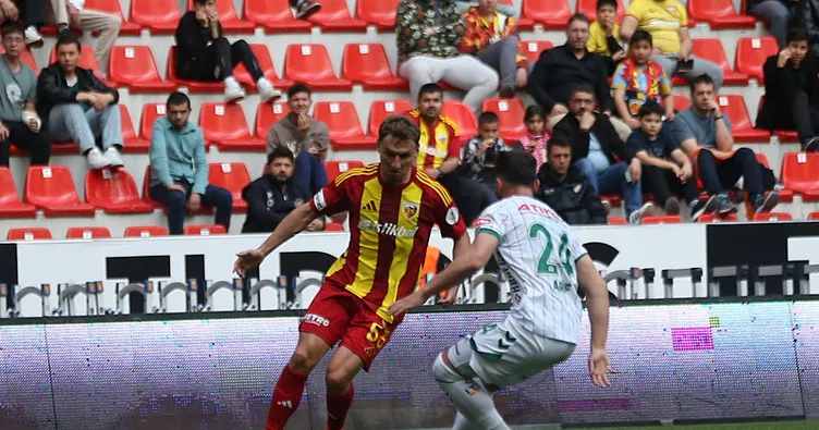 Kayserispor galibiyetle veda etti!