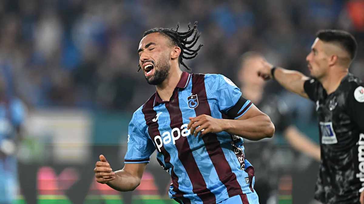Trabzonspor’da istikrarın adı Tim Jabol Folcarelli! Trabzonspor’da istikrarın adı Tim Jabol Folcarelli!