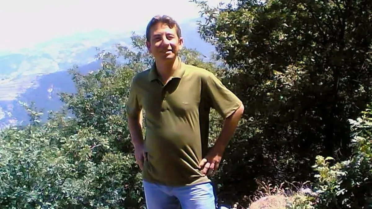 Ölüme halı sahada yakalandı