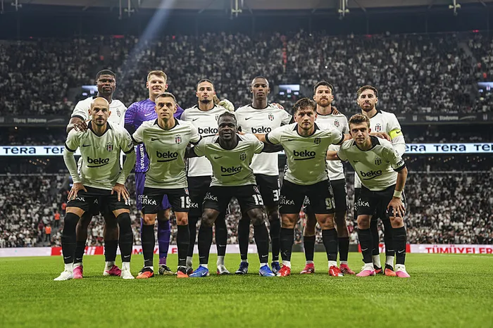 canli-super-ligde-besiktas-eyupspor-maci-ilk-yari-oynaniyor-1786906895794.jpeg