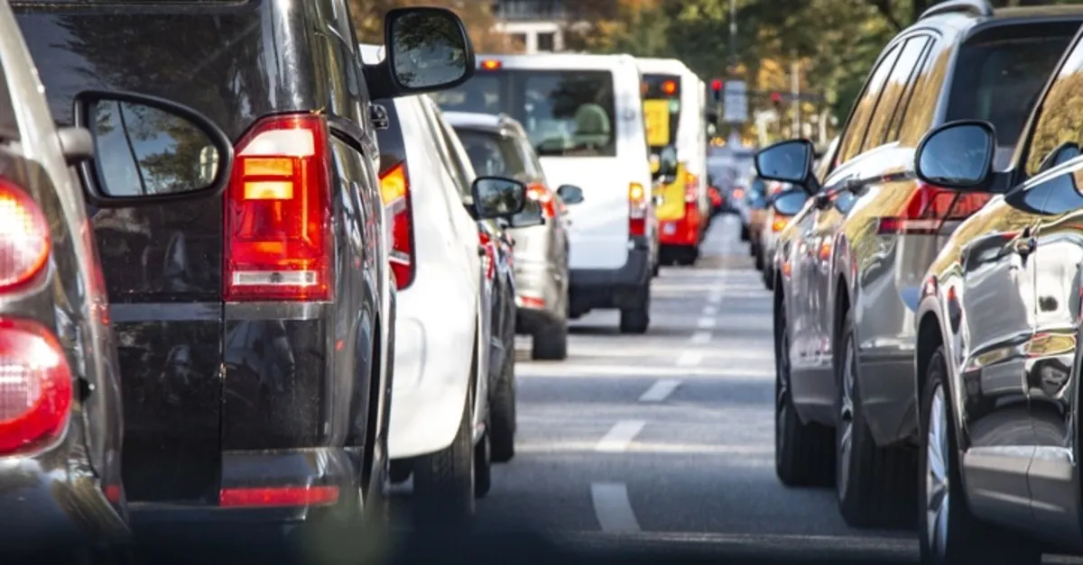 Araç Sınıfları Nedir  . Aks Aralığı 3.20 Metre Ve Üzerġnde Olan Her Türlü 2 Akslı Araç 2.sInıftır.