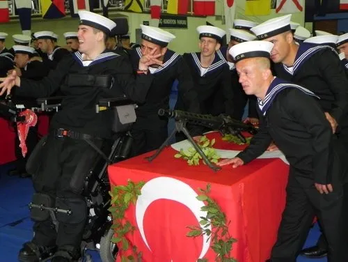 Çakı gibi asker oldular