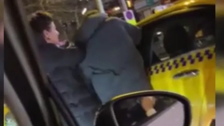 İstanbul’da taksici yolcu kavgası: Seni almak zorunda mıyım oğlum?