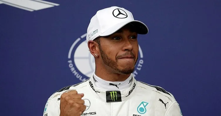 Hamilton 2 yıl daha Mercedes’te