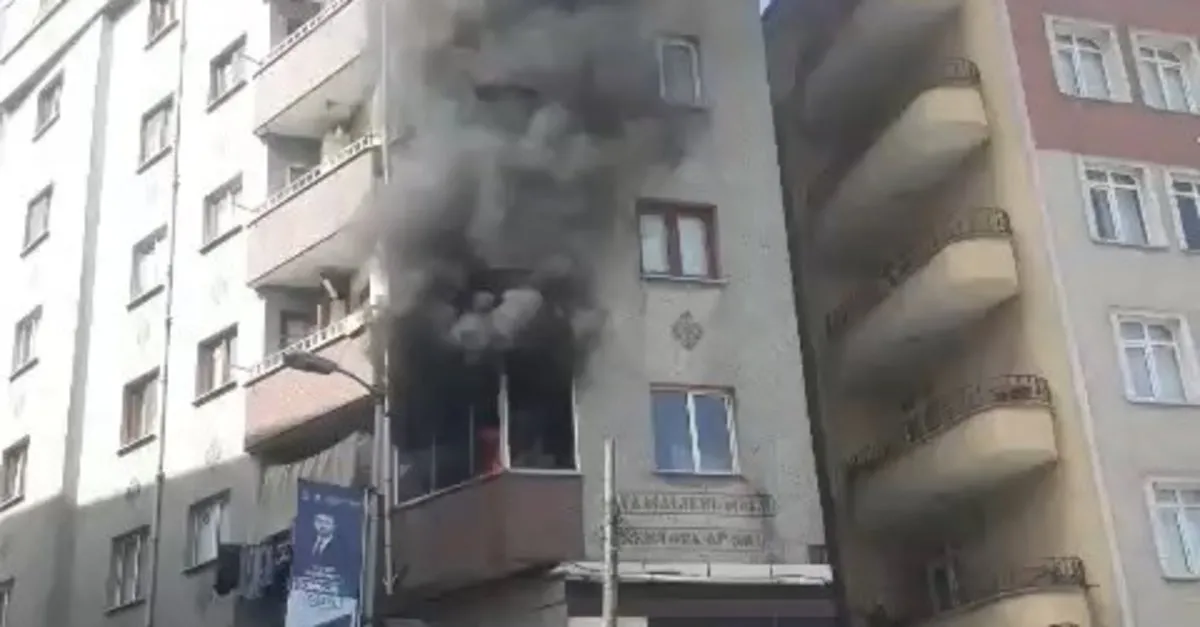 İstanbul Güngören'de kombi patlaması: Mahsur kalanlar var!