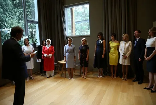 Emine Erdoğan Brüksel'de lider eşleriyle bir araya geldi