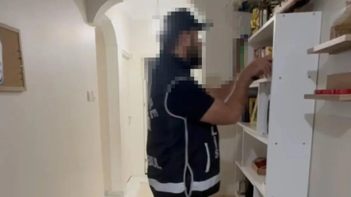 SON DAKİKA | İstanbul merkezli dev yasa dışı bahis operasyonu: 32 şirkete el konuldu: İşlem hacmi 30 milyar TL SON DAKİKA | İstanbul merkezli dev yasa dışı bahis operasyonu: 32 şirkete el konuldu: İşlem hacmi 30 milyar TL