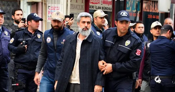 tetikcilik-istismar-adam-kaldirma-provokasyon-iste-furkancilar-adli-yapilanmanin-gercek-yuzu-1652095668888.jpg Tetikçilik, istismar, adam kaldırma, provokasyon... İşte Furkancılar adlı yapılanmanın gerçek yüzü