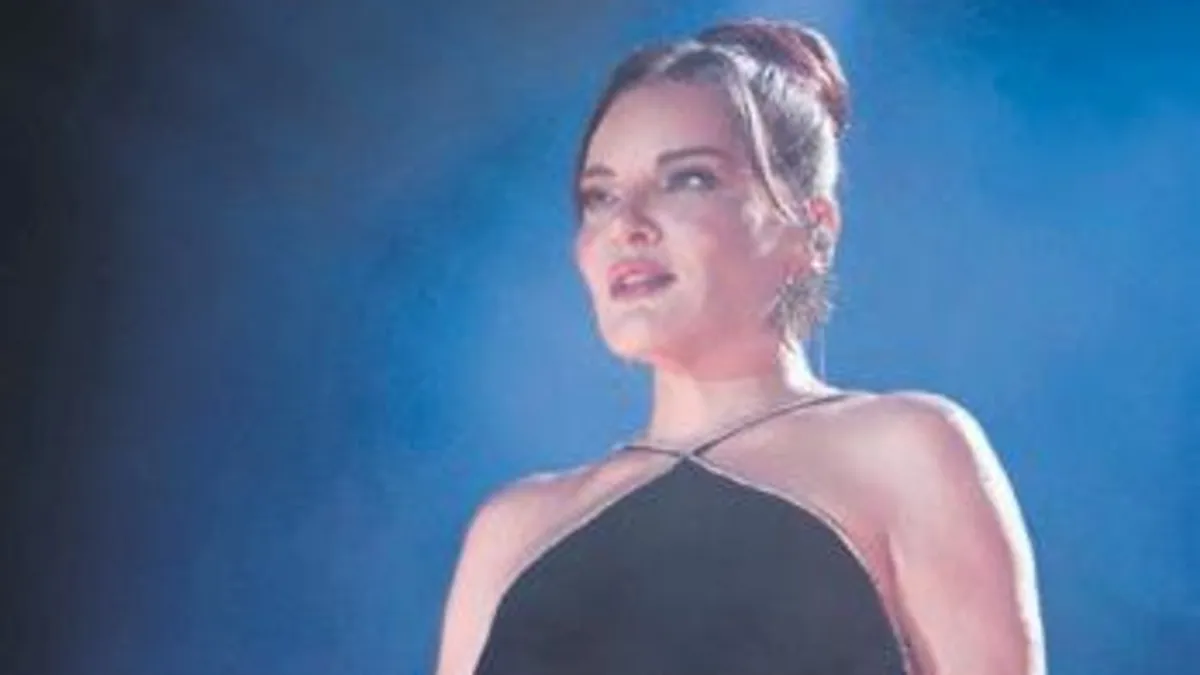 ‘Anneciğim bu şarkı tutmuş mu?’