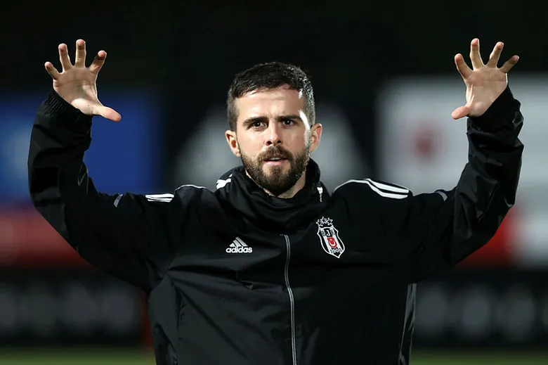 besiktas-kararini-verdi-karaveli-super-kupayi-alirsa-1640242945638.jpg
