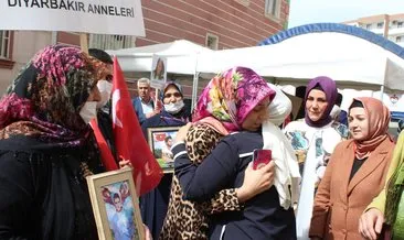 Annelerin eylemi 1000’inci gününe yaklaşırken destek ziyaretleri de sürüyor #diyarbakir