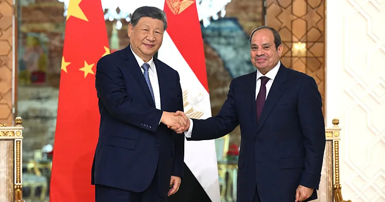 Kahire’de kritik zirve: Mısır Cumhurbaşkanı Sisi ile Çin Devlet Başkanı Şi görüştü