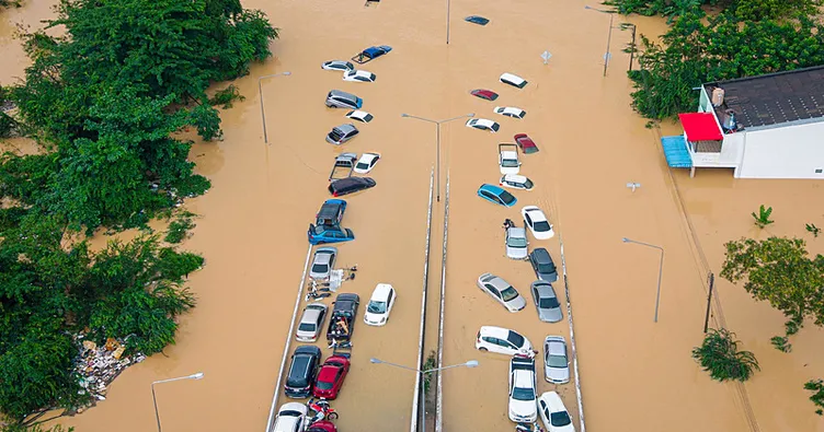 Tayland’da sel faciasında bilanço ağırlaşıyor: Can kaybı 33’e yükseldi