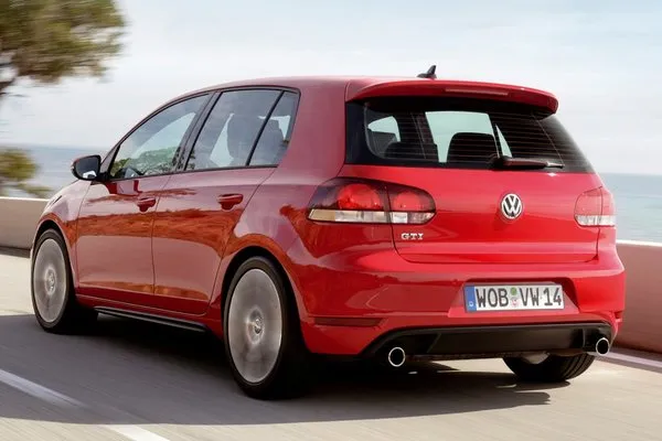 Volkswagen Golf GTI