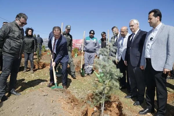 muglada-orman-haftasi-kapsaminda-50-bin-fidan-dikildi-1711057793379.jpg