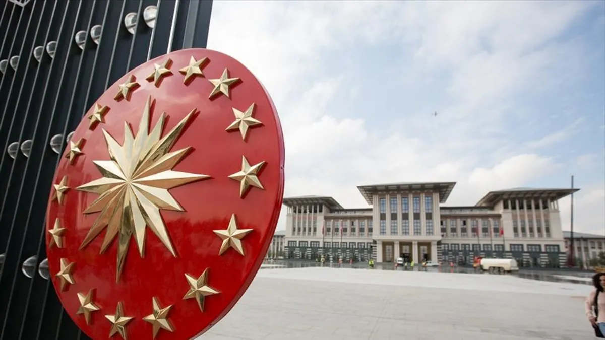 Cumhurbaşkanı Başdanışmanı Uçum: ‘Partili Cumhurbaşkanlığı Sistemi’ diye bir hükümet modeli yok Cumhurbaşkanı Başdanışmanı Uçum: ‘Partili Cumhurbaşkanlığı Sistemi’ diye bir hükümet modeli yok