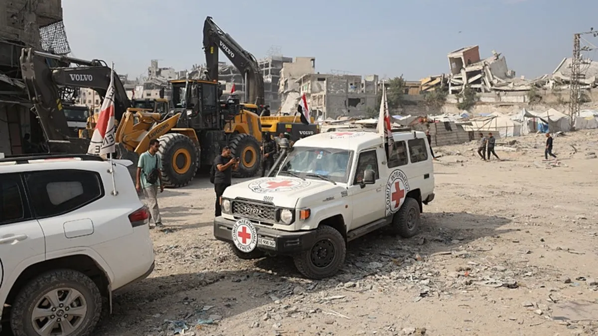 Hamas Gazze’deki İsrailli bir esirin cesedini daha Kızılhaç’a teslim etti! Hamas Gazze’deki İsrailli bir esirin cesedini daha Kızılhaç’a teslim etti!