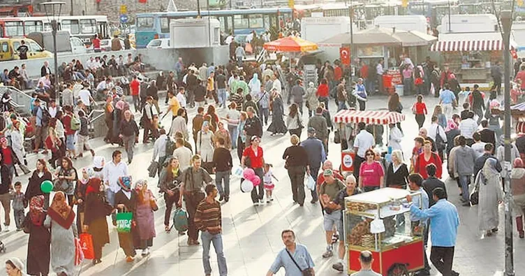Afet kameraları ile dikizlemişler