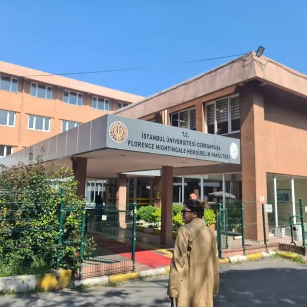florence-nightingale-turkiyenin-ilk-hemsirelik-fakultesi-deprem-riski-nedeniyle-tasinma-karari-aldi-1745590069557.jpg