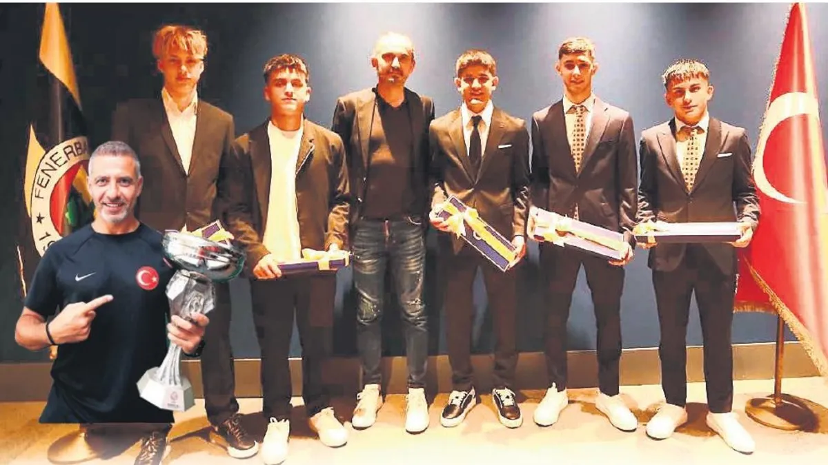 Fenerbahçe’nin genç yetenekleri için açıklama: “Yeni Gökhanlar Emreler geliyor!” Fenerbahçe’nin genç yetenekleri için açıklama: “Yeni Gökhanlar Emreler geliyor!”