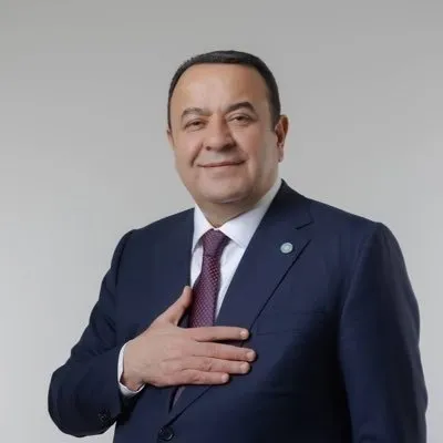 iyi-partiden-vekil-secilen-bekerden-ikinci-tur-tahmini-secmen-hdp-kandil-iliskili-ittifaka-yonelmez-1684258144237.jpg İYİ Parti’den vekil seçilen Beker’den ikinci tur tahmini: Seçmen HDP-Kandil ilişkili ittifaka yönelmez