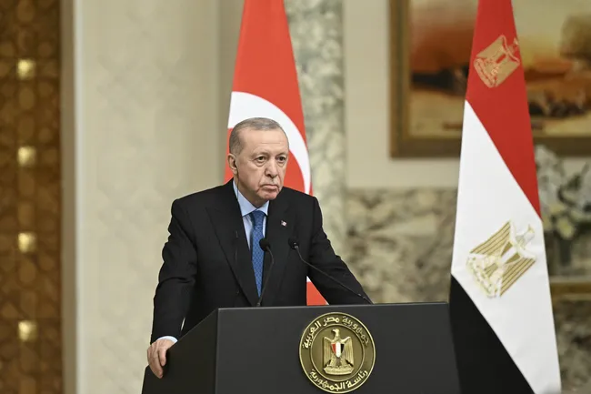 baskan-recep-tayyip-erdogan-chpli-belediyeler-ellerindeki-suyu-millete-ulastiramiyor-1770285462127.jpg Başkan Recep Tayyip Erdoğan: CHP'li belediyeler, ellerindeki suyu millete ulaştıramıyor