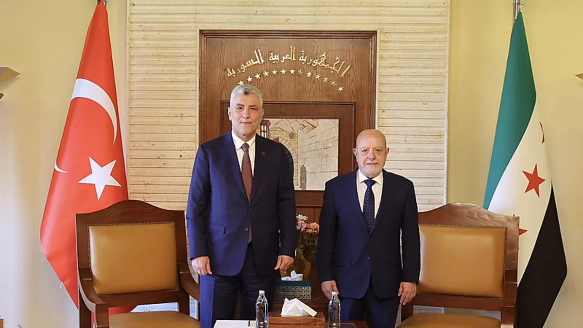Bakan Bolat, Suriye Ekonomi ve Sanayi Bakanı ile bir araya geldi