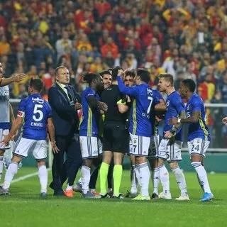 4 gollü nefes kesen maçta Göztepe ile Fenerbahçe yenişemedi