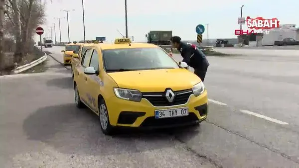Edirne sınırından çok özel görüntüler! Göçmenler taksi ve otobüslerle sınıra gidiyor | Video