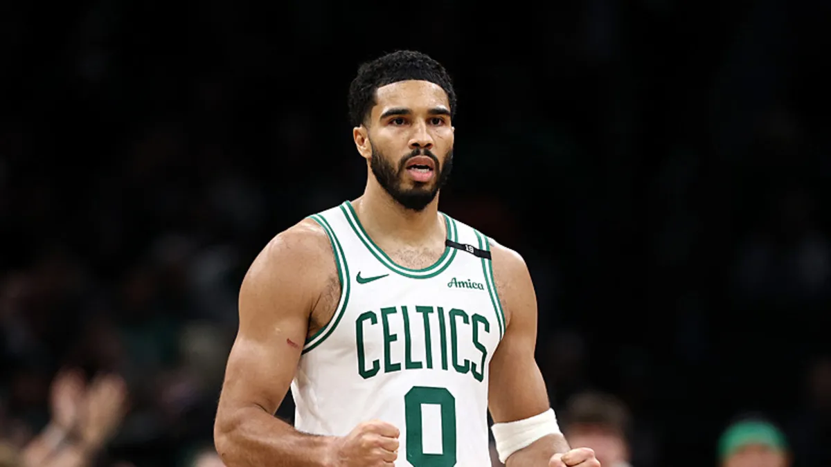 Jayson Tatum, Celtics'e son saniyede galibiyeti getirdi