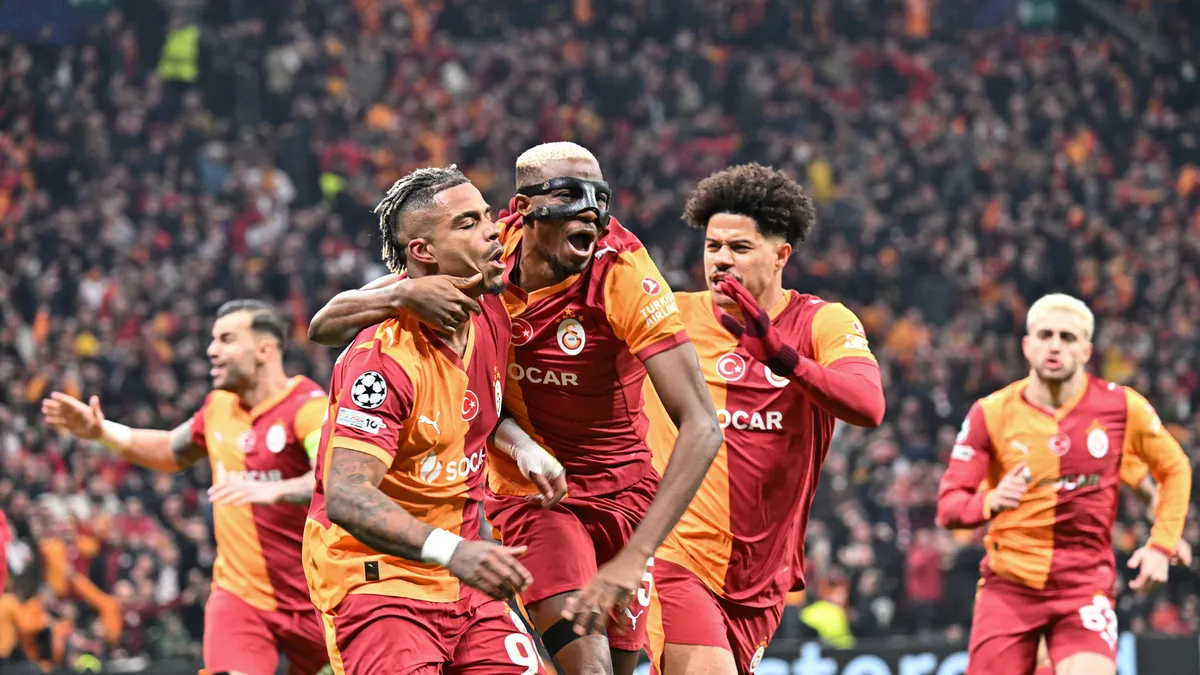 Victor Osimhen’in parası neredeyse çıktı! Galatasaray’a dudak uçuklatan rakam...