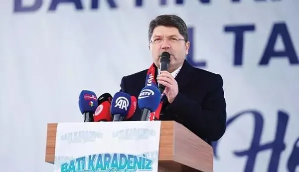 adalet-bakani-tunc-istanbuldaki-bati-karadeniz-tanitim-gunlerine-katildi-22-yildir-turkiyenin-81-vilayetinde-h-1734185677832.jpg