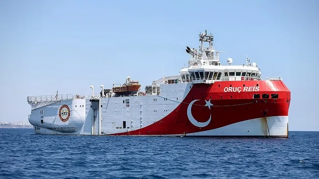 Bakan Bayraktar açıkladı: Doğal gaz ve elektriğe zam gelecek mi?