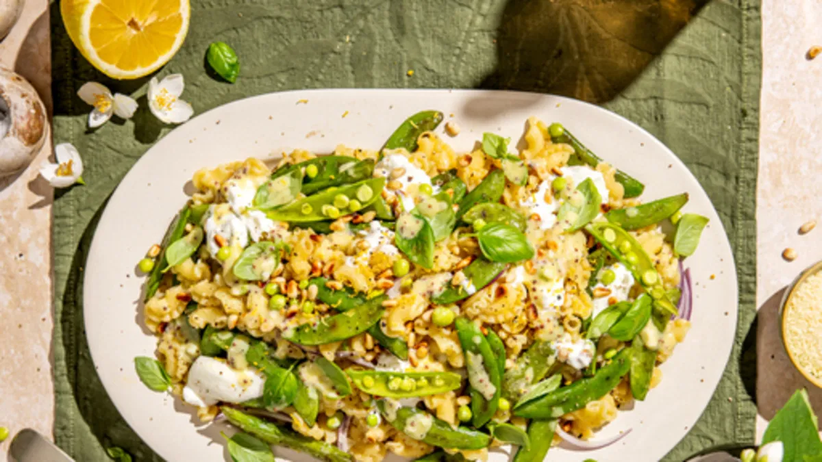 Burrata ve şeker bezelyeli bahar makarnası tarifi: Lezzetiyle mest edecek!