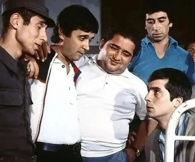 Hababam Sınıfı’nın Kalem Şakir’iydi! Bülent İğdiroğlu yıllar sonra kameralara yakalandı: İşte son hali...